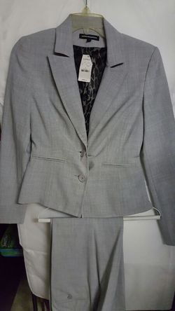 Brand new Express Design Studio women pant suit