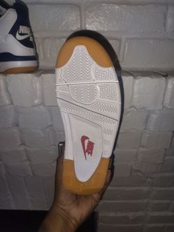 Jordan's 4s woman size 8