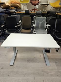 HAWORTH ADJUSTABLE DESK