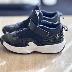 Jordan Max Aura 6 Black White (1Y)
