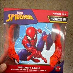 NWT Spider-Man plush wired headphone