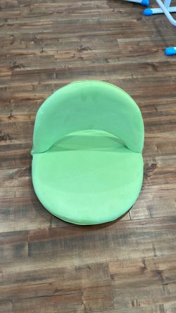 Lakeshore Flex-Space Green Padded Floor Chair with Back Support