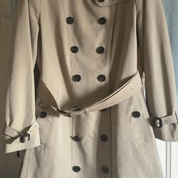 Burberry Trench Coat- Slim Fit Size 14