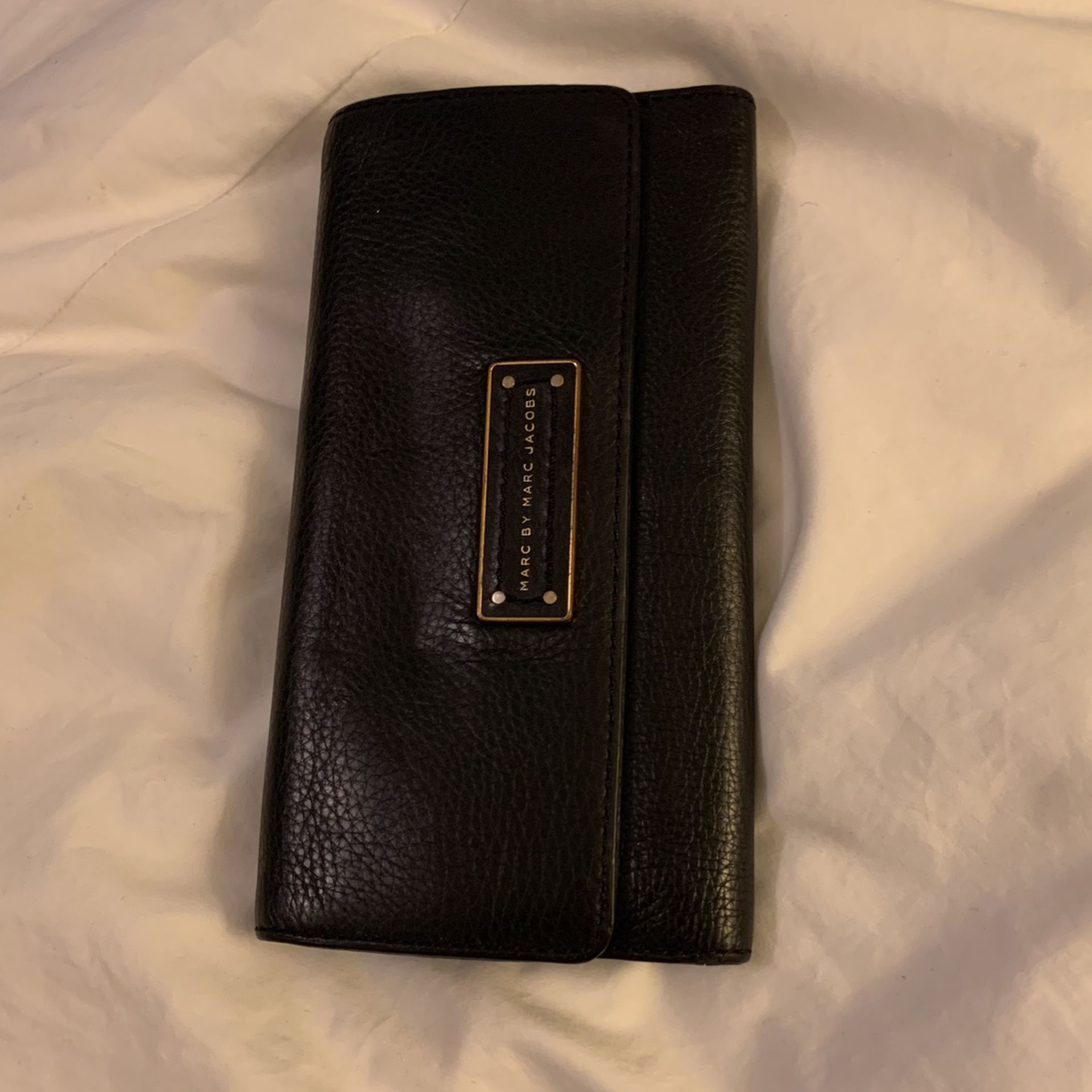 marc by marc jacobs wallet