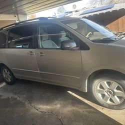 2004 toyota sienna