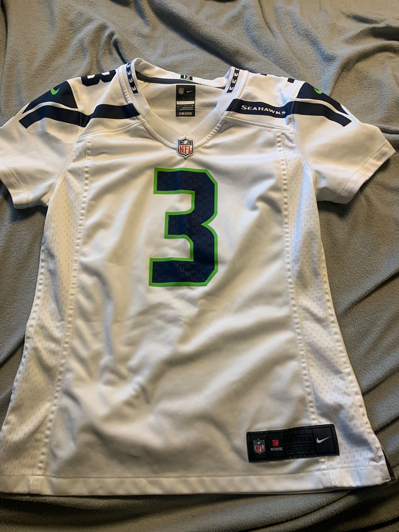 Women’s Small White Russell Wilson #3 Nike On field