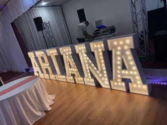 Marquee light up letters