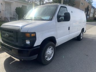 2013 Ford E-150
