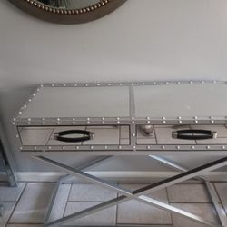 Beds Dining Room Table And Entrance Table Very Nice Good Condition 