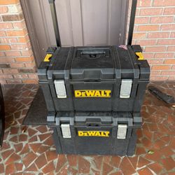 Dewalt tough system bottom and middle box , both with drawers , everything rolls and works $120 firm