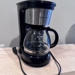 Amazon Basics Coffee Maker 5-Cup (Purchased Jan 1, 2025)
