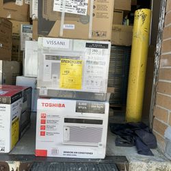 Vissani 6,000 BTU 115-Volt Window Air Conditioner for 250 sq. ft. Rooms with Remote in White