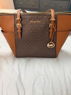 Michael Kors Signature Tote Bag Medium