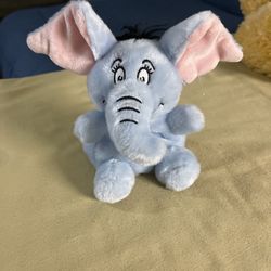 Dr Seuss 8 inch Horton plush
