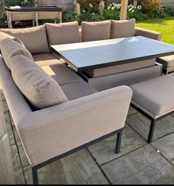 Outdoor patio set