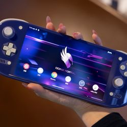 Gaming Handheld