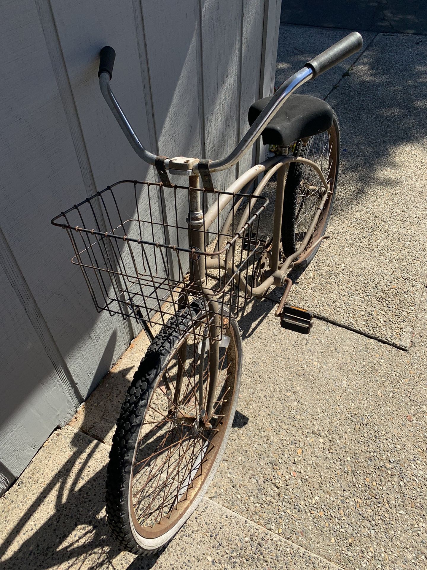 Schwinn Beach Cruiser 