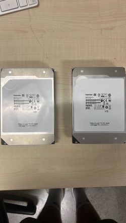2x 14TB Toshiba HDD
