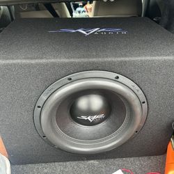 Skar Svr 12 Inch Subwoofer And 1200watt Amp