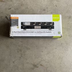 IOGEAR 4-Port Dual View Dual-Link DVI KVMP Switch with Audio, w/Full Set of Ca