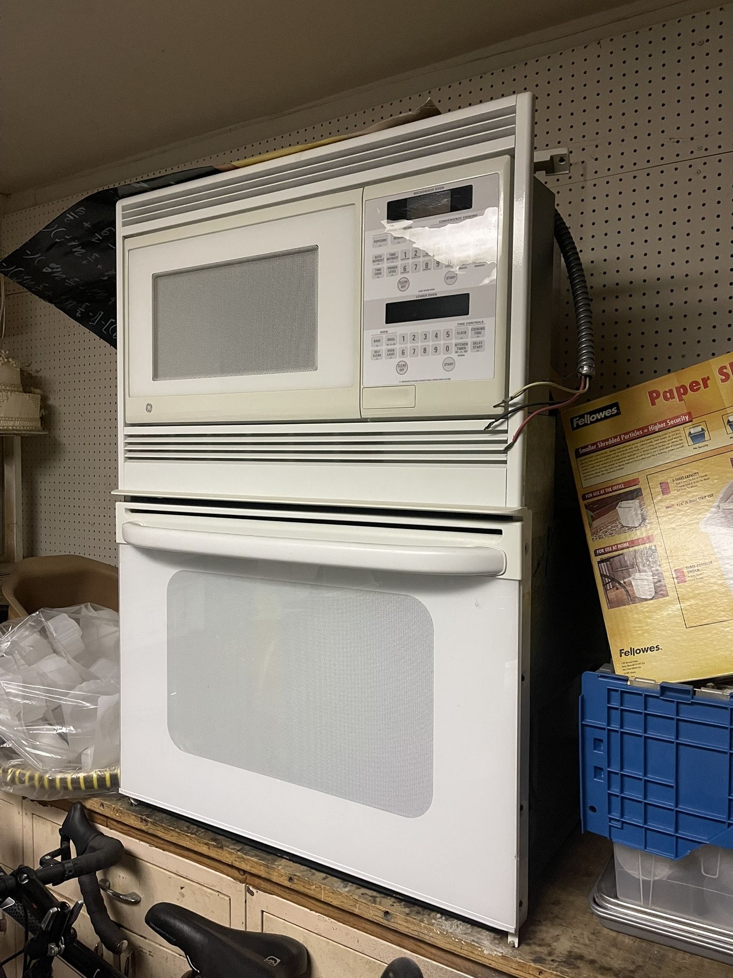 GE Microwave/Oven Combo (Model: JKP85/JTP85)