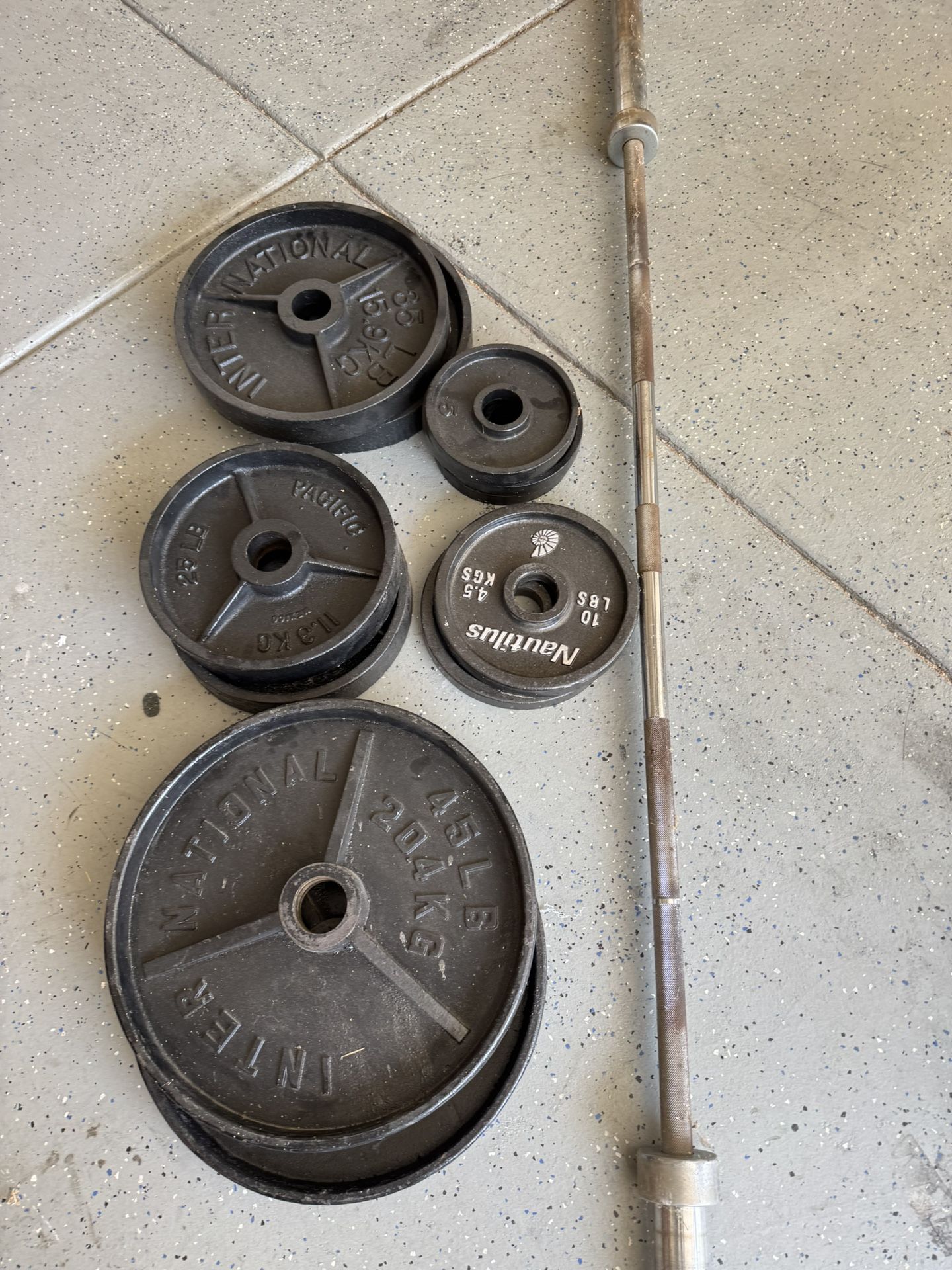 Olympic weights With Bar