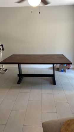 Free wooden table