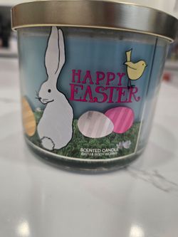 NEW 3 WICK CANDLE BATH &  BODY WORKS SUGARED CANDY BUNNY 14.5 OZ (RETAILS $24.50)