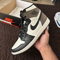 Jordan 1 Mocha High