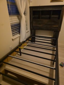 Twin size bed