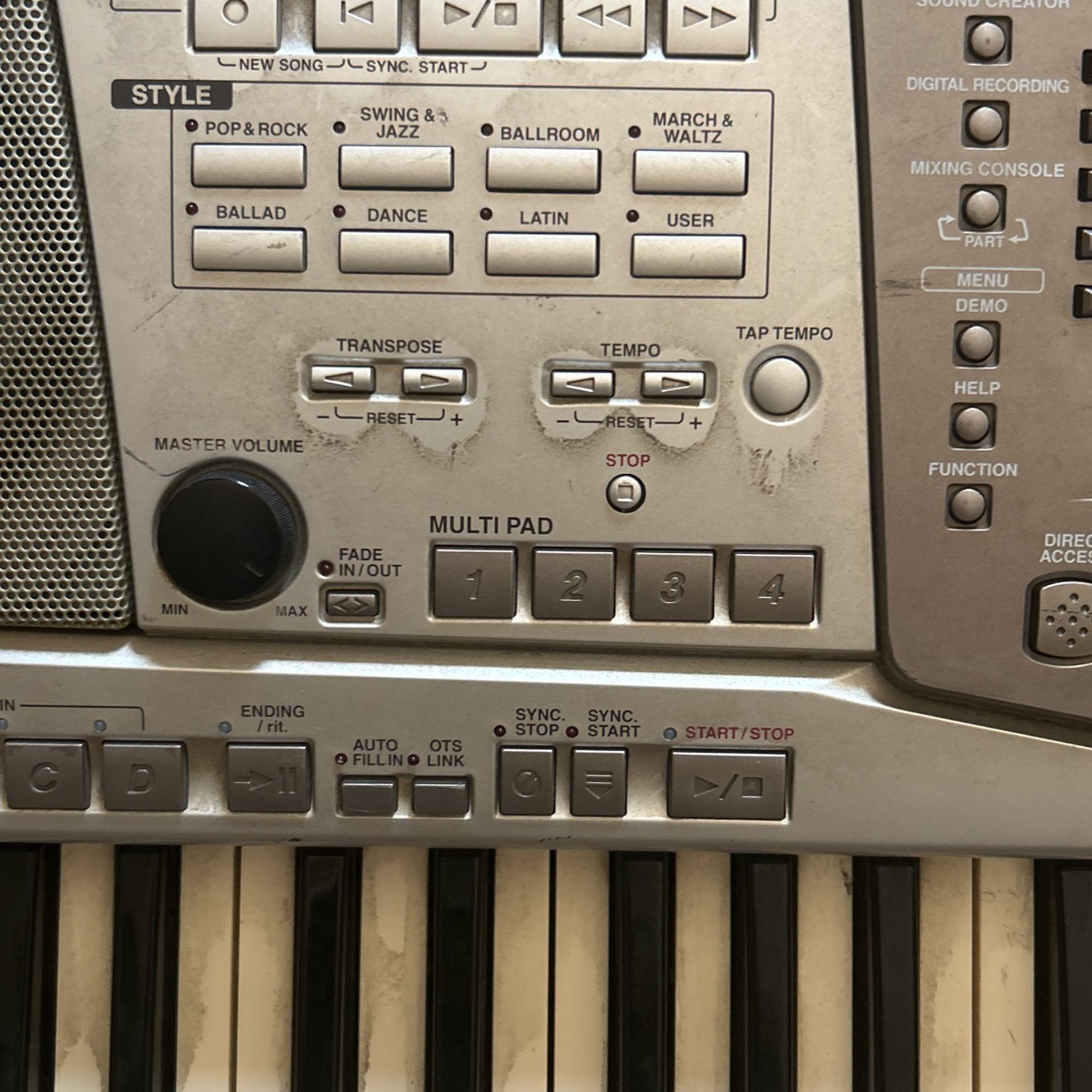 Yamaha PSR 2100 Piano for Sale in El Mirage, AZ - OfferUp