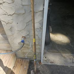 Shovel For Removing Shingles 