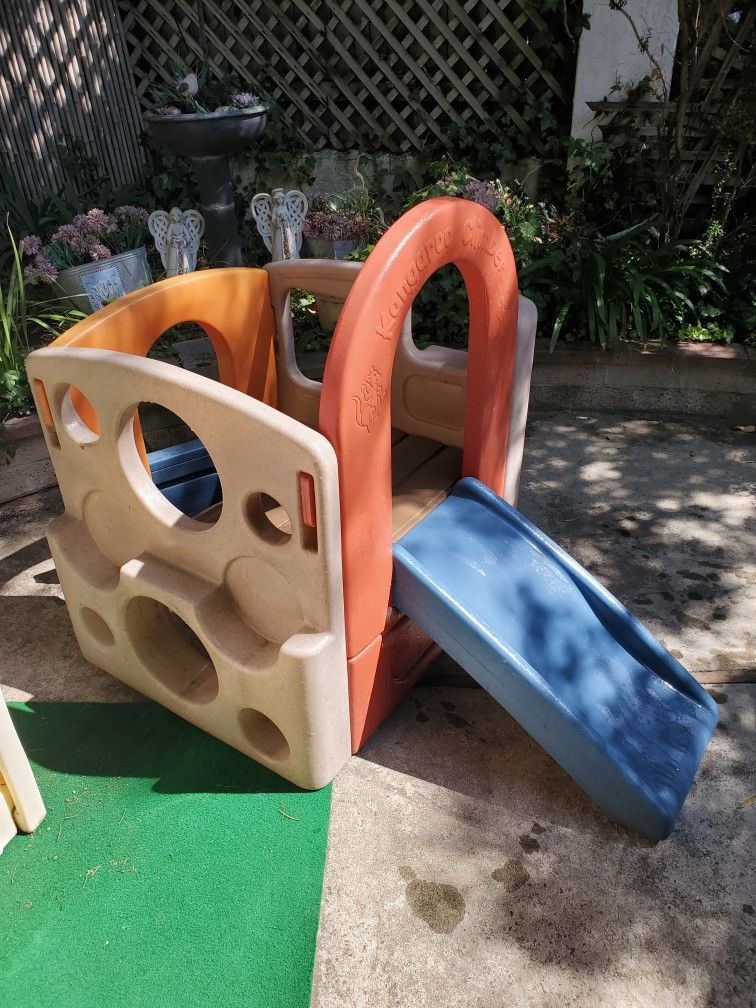 Kangaroo Climber Children's Play Cube and Slide for toddlers
