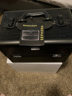 Sephora Embossed Traincase