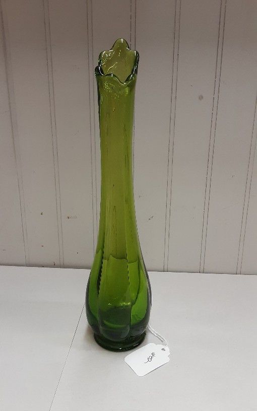 MCM Swung Bud Vase Avocado Green 1960's L.E Smith- Located In Shelton