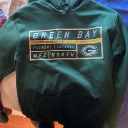 Medium Size Green Bay Packers Hoodie