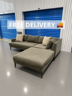 West Elm Sectional FREE DELIVERY 🚚
