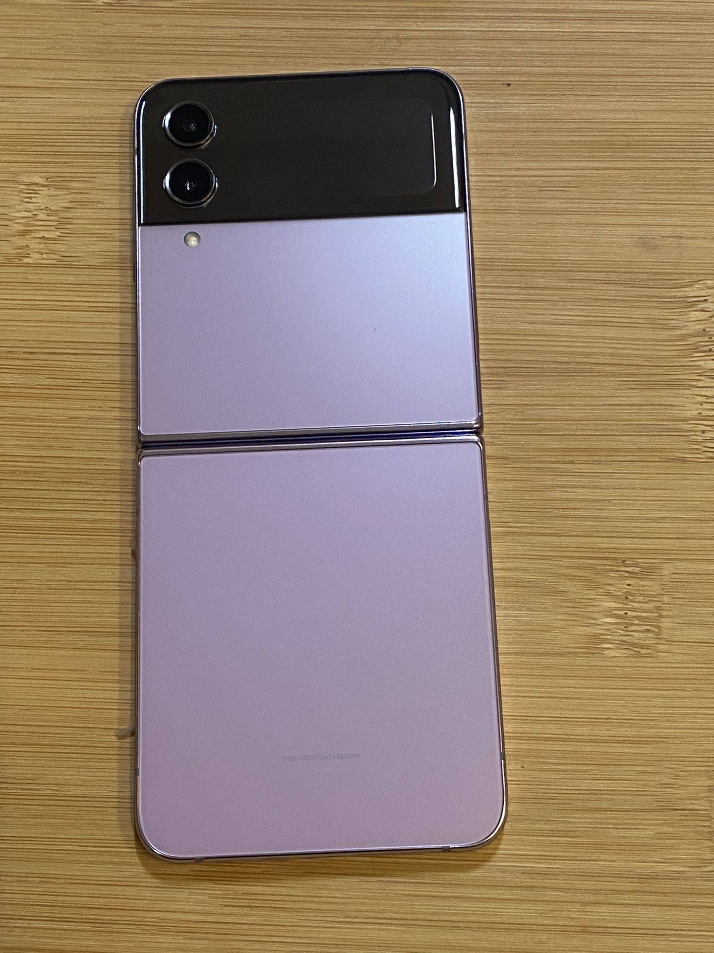 Galaxy Flip 4 Fully Unlocked