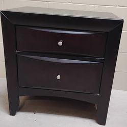 Gorgeous Cherry Finish Stand