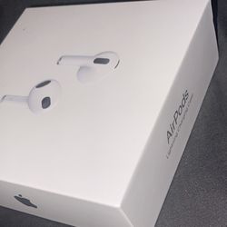 Apple AirPod 3rd Generation- With Lightning Charging Case 