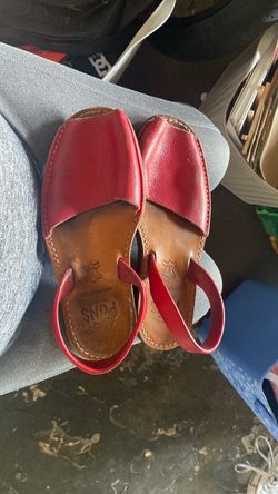 Sandles