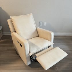 Storkcraft Timeless Recliner Glider with USB