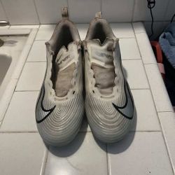 Nike Vapor Edge Speed 3 cleats in the White/Silver colorway.