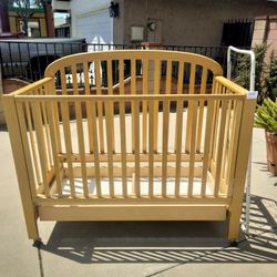 Baby Crib 