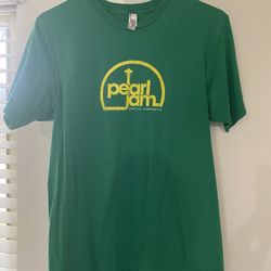 Pearl Jam Emerald Green Tee. Men's Medium