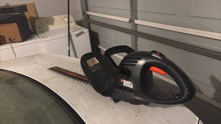 Corded hedge trimmer