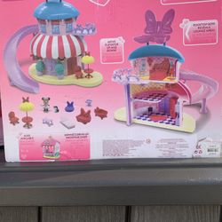 New With Tags On It Disney  Store Exclusive Minnie Mouse Play House $25