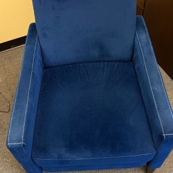 Velvet Recliner Sofa In Mint Condition Very Relaxing 
