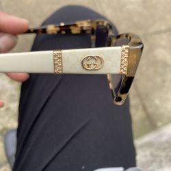Ladies Gucci Read Glasses
