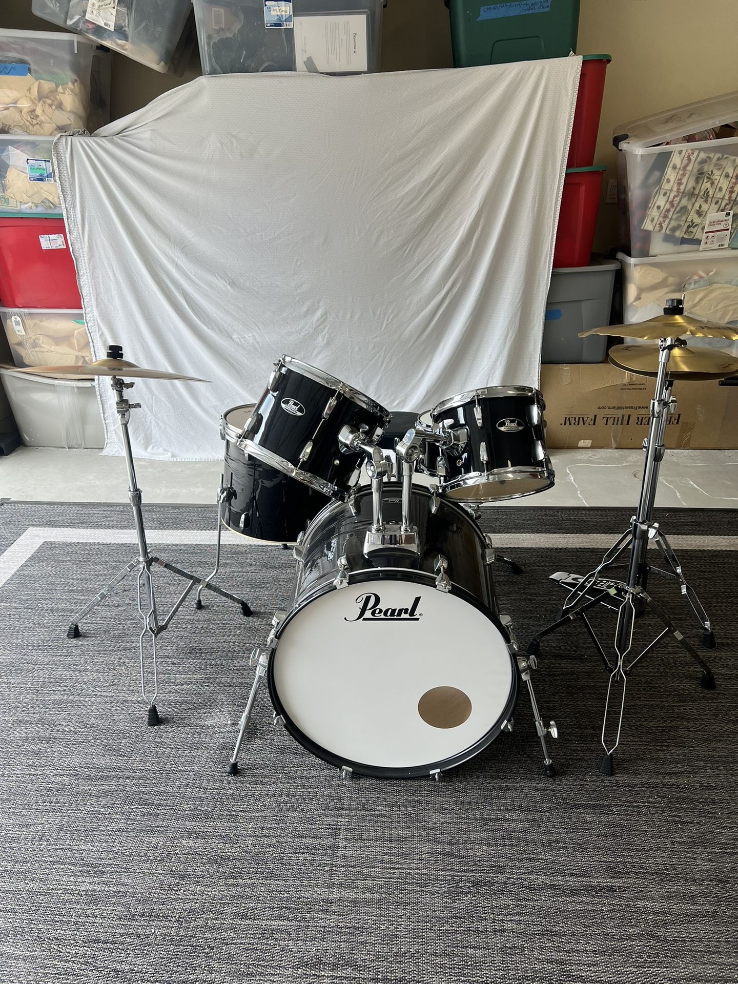 Pearl Drum Kit
